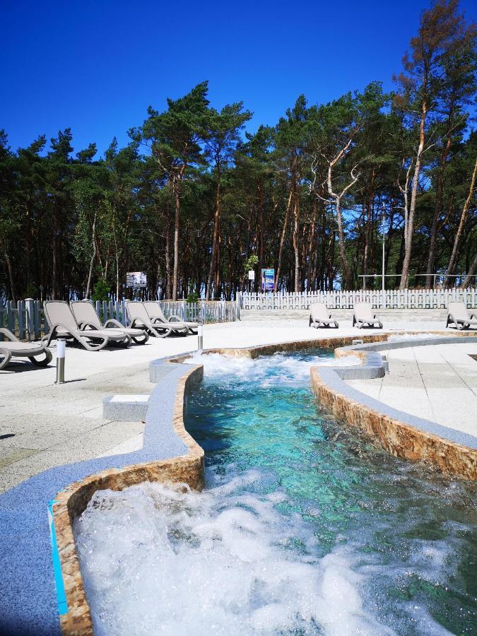 Hotel Zalewski Мжежино Экстерьер фото