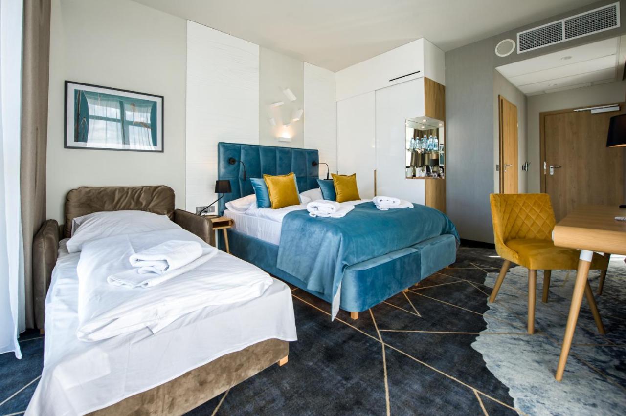 Hotel Zalewski Мжежино Экстерьер фото