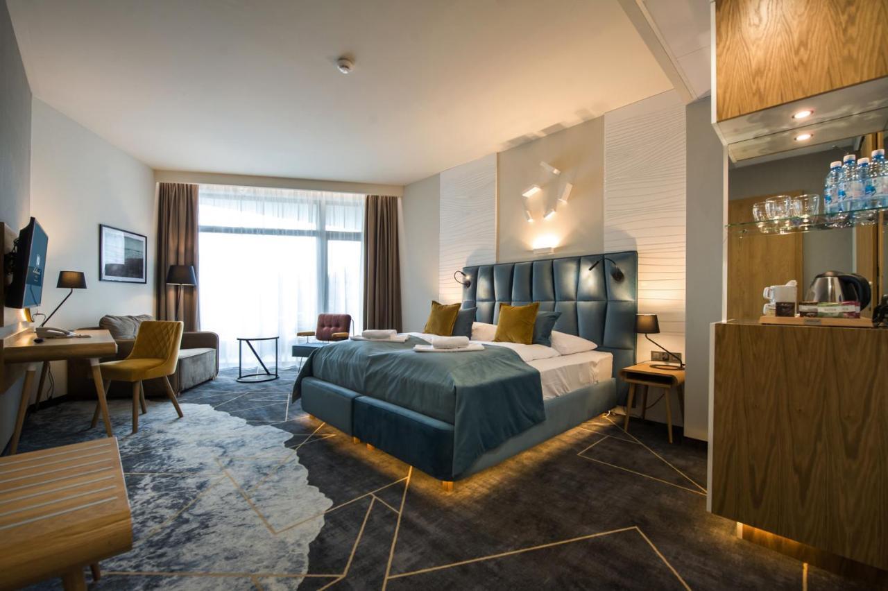 Hotel Zalewski Мжежино Экстерьер фото