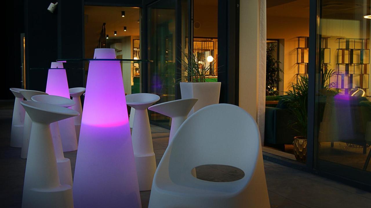 Hotel Zalewski Мжежино Экстерьер фото