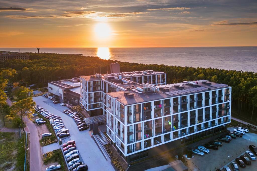 Hotel Zalewski Мжежино Экстерьер фото